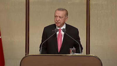 Cumhurbaşkanı Erdoğan muhtarlara müjde verdi. Kılıçdaroğlu'na yine ağır sözlerle yüklendi
