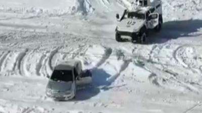 Gaziantep'te polis aracı çekici oldu