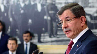 ‘Herkes öğrenmeli’ diyen Davutoğlu'ndan Kürtçe çıkışı
