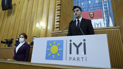 İYİ Parti grubunda konuşan öğrenciden Yeni Şafak'a yanıt: Erasmus eğitimini 'tatil' diye sunan Yeni Şafak öpüyorum seni