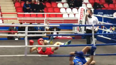 Aydın'da 2 boksör aynı anda birbirini yere serdi