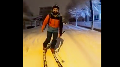 Avcılar'dan Firuzköy'e kayak yaparak gitti