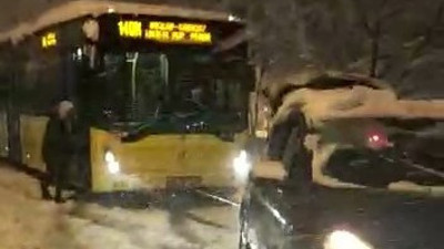 İETT otobüsünü aracıyla çekti