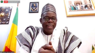 Mali emperyalizme karşı Atatürk'ü pusula yaptı