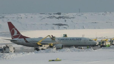 İstanbul Havalimanı ile ilgili flaş gelişme. Günlerdir karla kaplıydı