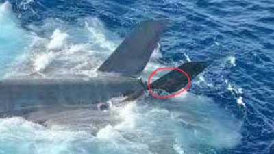 Denizin altında uçak savaşı