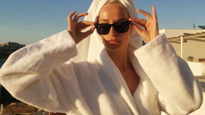 Didem Soydan kasığına kadar yırtmacıyla nefes kesti