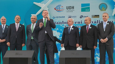 Deniz Zeyrek'ten flaş iddia: Bazıları hain kim diye öğrenmeye çalışıyor