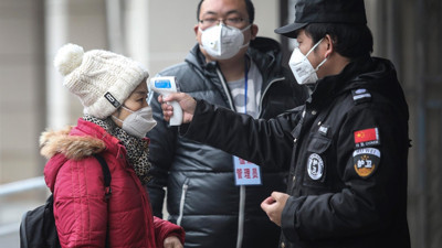 Çin'de son 24 saatte 81 Kovid-19 vakası tespit edildi