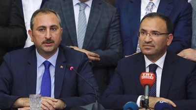 Abdulhamit Gül’ün istifasıyla kulisler hareketlendi: 'Sırada dört bakan daha var'