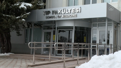 Omicron yeterli bağışıklık sağlamıyor