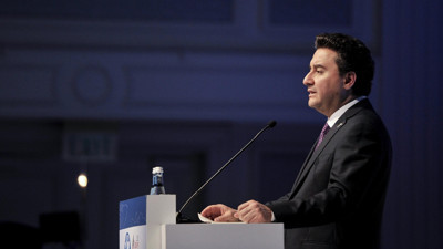 Ali Babacan'dan akaryakıt zamlarına 'atlı' tepki