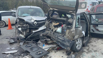 Zincirleme kaza: 5 Yaralı