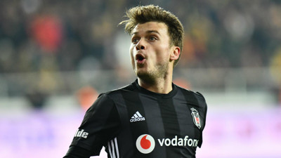 Ljajic için Beşiktaş ile anlaşma sağladık! Süper Lig ekibinden resmi açıklama geldi