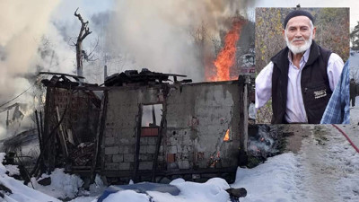 Evinde yanarak can verdi