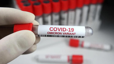 Omicron varyantının yeni belirtisine dikkat! Tırnaklarda kendini gösteriyor