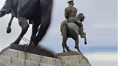 Hainlikte zirveye çıktılar! Milli Mücadele’nin simgelerinden Atatürk Anıtı'na alçak saldırı