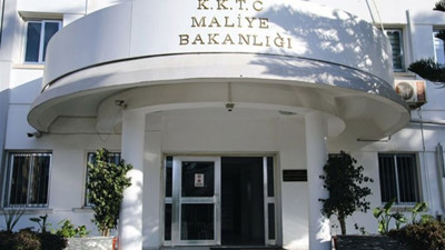 KKTC'de vahim olay! Borç yüzünden Maliye Bakanlığının elektriği kesildi