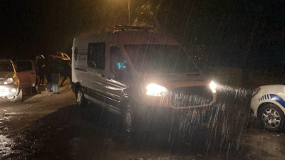 Mersin'de tel örgülere yaslanmış erkek cesedi bulundu