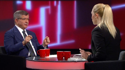 Ahmet Davutoğlu’na ‘Küçük felaket’ demişti! Ahmet Hakan’a cevap 40'ta geldi!