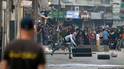 Bankalardaki dövizlerin yüzde 75'ine el koydular. Bir ülke krizden çıkışın yolunu böyle buldu