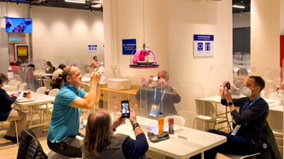 Olimpiyatlarda uçan yemek servisi!