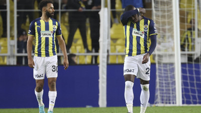 Taraftarı protesto etti ama: Bakan Koca yenilen Fenerbahçe'ye teşekkür etti!