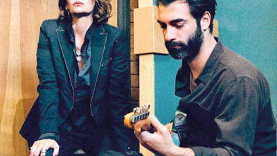 Beraberliklerinin birinci yılına özel hediye