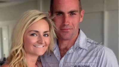 Kocasına sinirlenip açık artırmayla satışa çıkardı! Bakın gelen teklif ne oldu