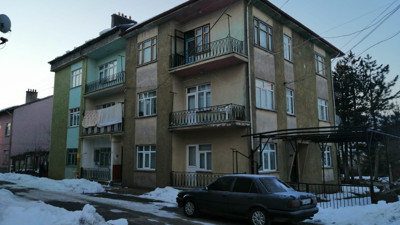 Sadece ısınmak istemişlerdi! Anne yaşamını yitirdi, oğulları ve eşi hastanede