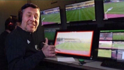 Beşiktaş Antalyaspor maçında VAR'da Metin Şentürk vardı. Görmedim, duymadım moduna girdiler