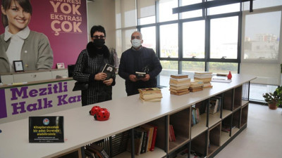 Kitaplar ücretsiz olarak dağıtılıyor