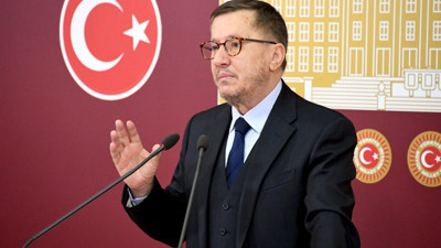 İYİ Partili Lütfü Türkkan'dan Koca'ya: Ameliyatlar iptal mi ediliyor