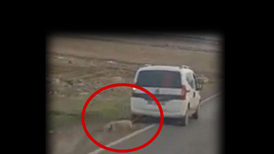 Bu nasıl vicdansızlık! Arkadan gelen araç da videoya çekti