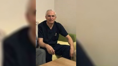 Ameliyat esnasında beyin kanaması geçiren doktor yoğun bakıma kaldırıldı