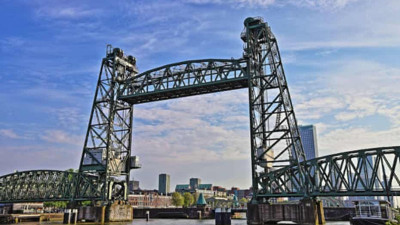 Jeff Bezos’a tepkiler dinmiyor. Tarihi köprüyü yıktıracak