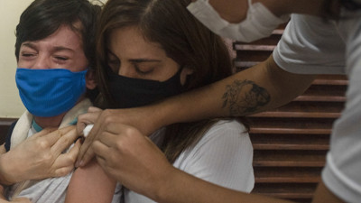 5 yaşındaki çocuklara Kovid-19 aşısı yapıldı