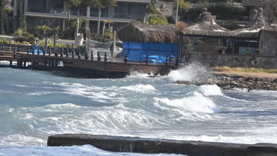 Bodrum'da feribot seferlerine fırtına engeli (09 Şubat 2022)