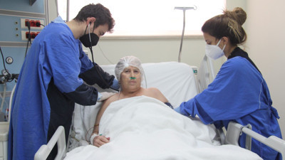 Kaşıntı şikayetiyle gitti, hem kovid hem de kanser olduğunu öğrendi