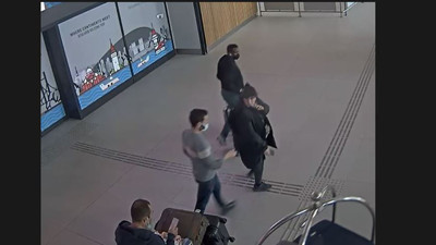 Göbek sandılar gerçek bambaşka çıktı! Havalimanı polisi şaşkına döndü…