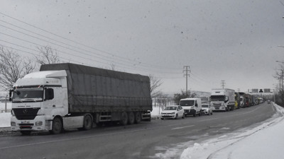 Konya'da kar esareti sürüyor