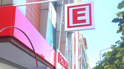 Eczanelerin 'E' tabelası 'Reklam' sayıldı