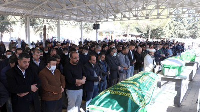 Anne, kızı ve torunu evlerinde ölü bulundu