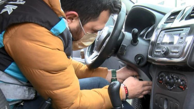 Polisler şüphelendi bakın altından ne çıktı