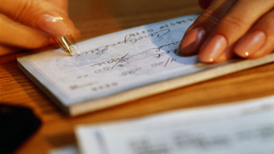 Enerji şirketi, müşterilerine ‘yanlışlıkla’ trilyon dolarlık çekler gönderdi