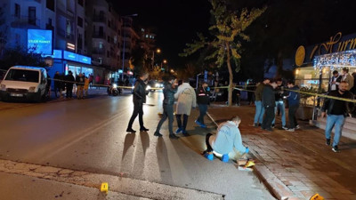 Barışmak için geldi canından oldu