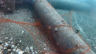 Deniz altında ölüm saçıyor