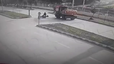 Motosikletçinin ölüm anı kamerada
