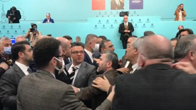 Su zamlarının konuşulduğu İSKİ Olağanüstü Genel Kurulu'nda gerginlik