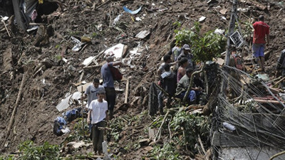 Sel felaketinde 104 kişi öldü